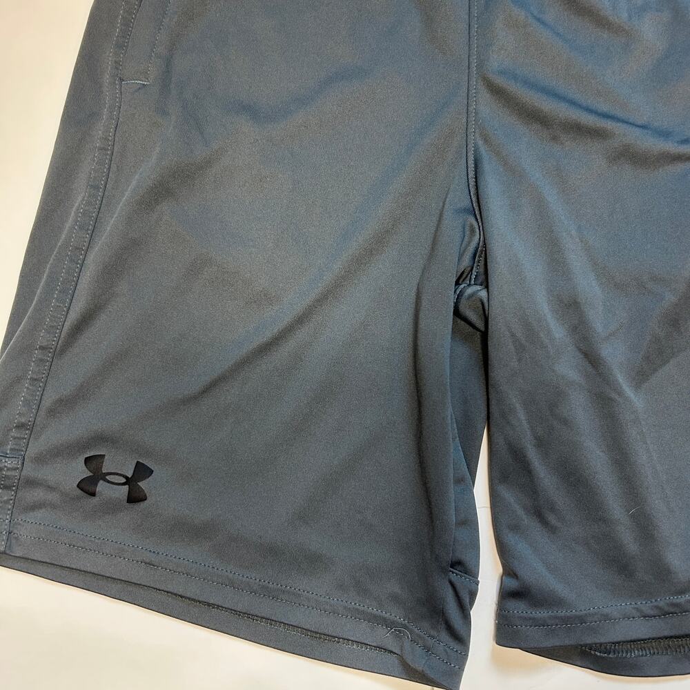 Under Armour Boys Loose Fit Athletic Shorts YLG 14-16Y - Picture 2 of 4